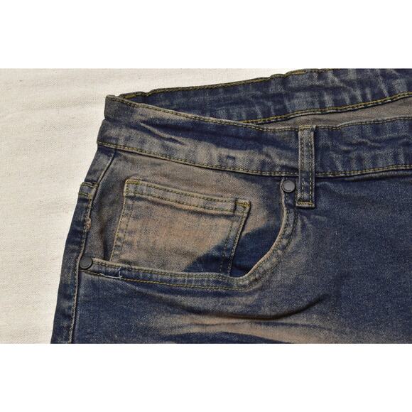 Legendary Status Men's Denim Jean Shorts Regular Size 42 Blue Cotton Baggy - Picture 5 of 8